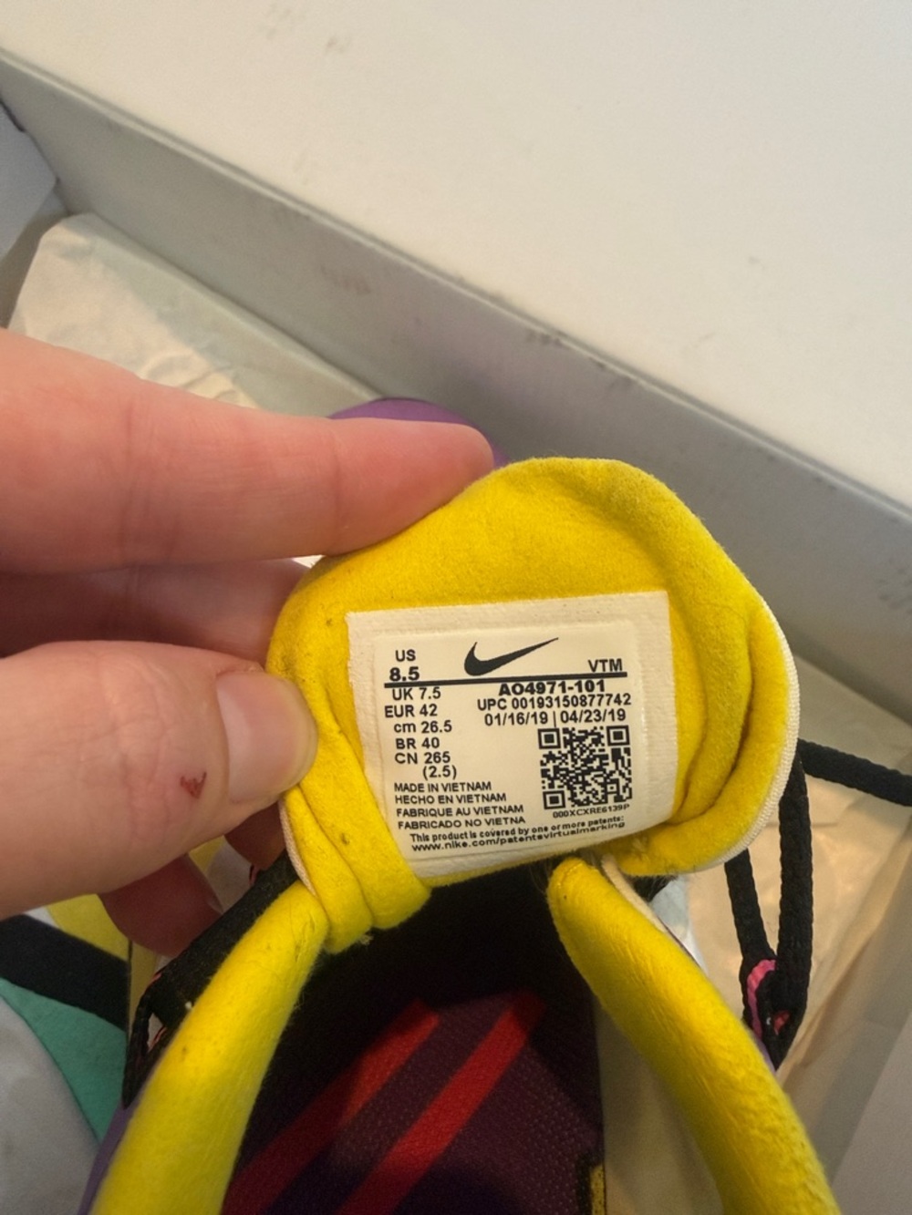 Nike White Air Max 270 React Shoe Box - Picture 8 of 8